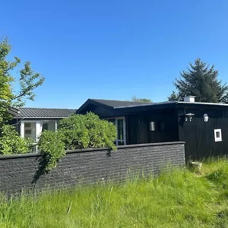 With Seaview And Private *