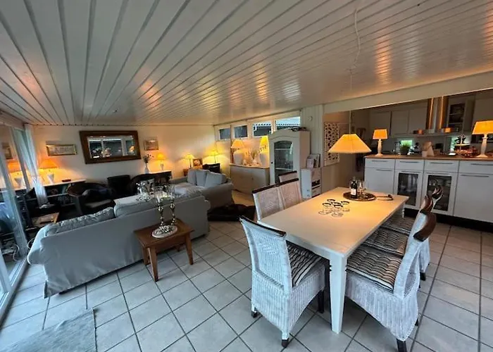 With Seaview And Private Feriehus Ålbæk