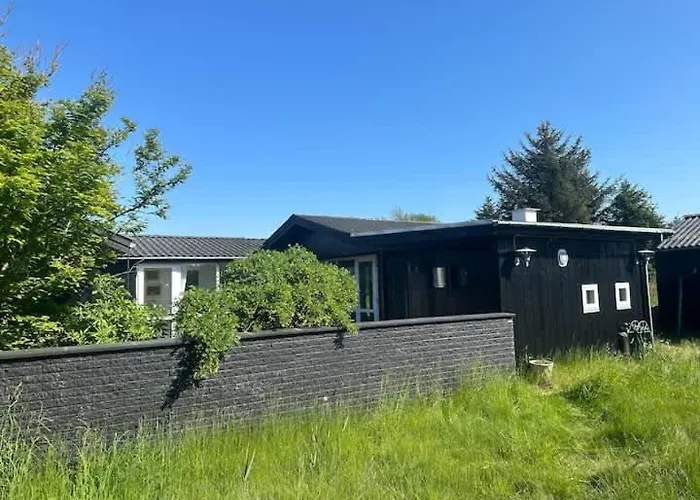 With Seaview And Private *