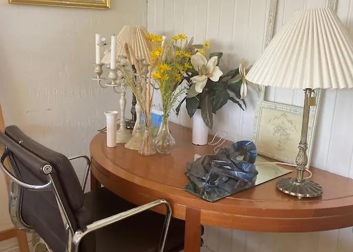 With Seaview And Private