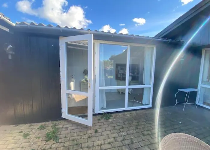 Feriehus With Seaview And Private *