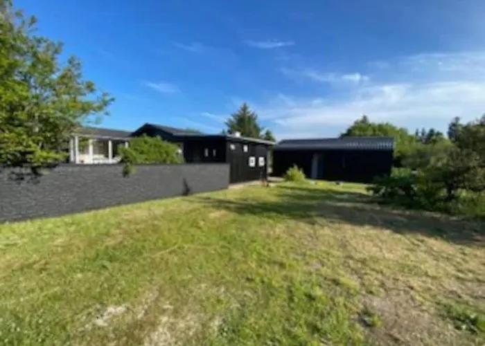 With Seaview And Private *